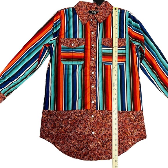 NWT $79 Lucky & Blessed L&B Blouse Size Small Southwestern Turquoise Serape Snap - Picture 6 of 16